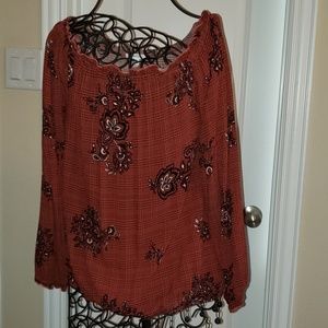 Mixed pattern top